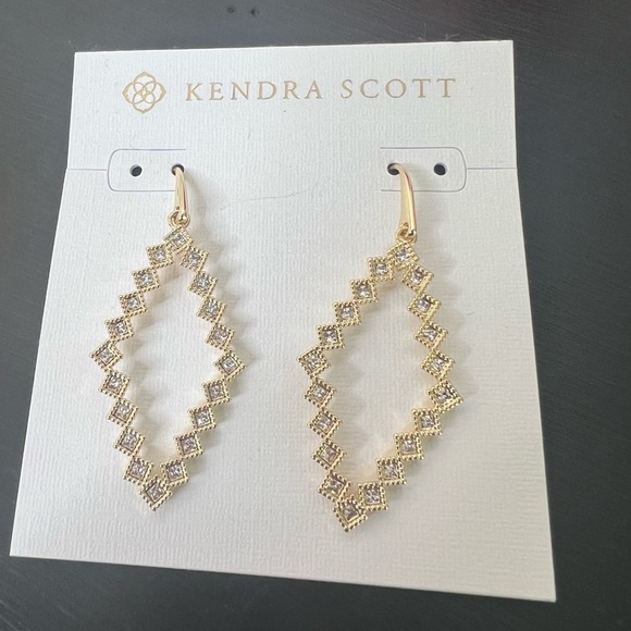 Kendra Scott Kinsley Open Drop Earrings, Gold NWT - Picture 2 of 5